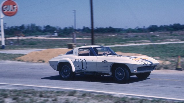 Dave MacDonald and Fireball Roberts co-drive the Shelby Cobra Roadster at the 12 HRS Sebring in 1963